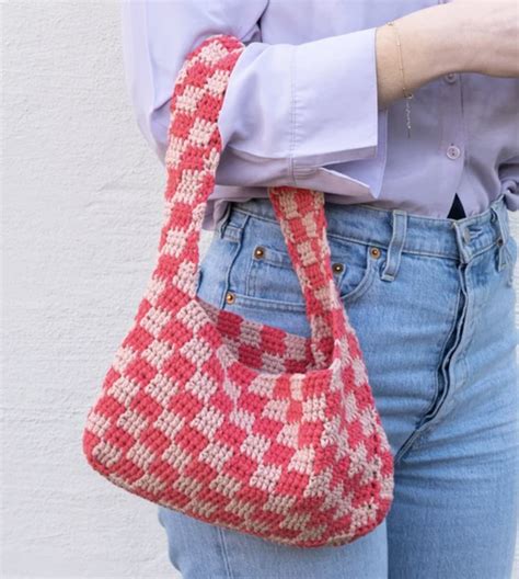 checkered pattern purse